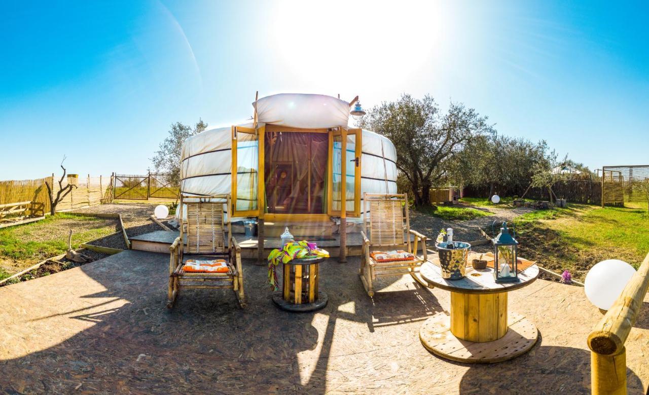 2 Cuori E 1 Yurta Glamping In Tuscany - Adults Only أسكيانو المظهر الخارجي الصورة